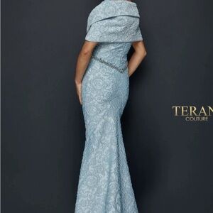 TERANI COUTURE DRESS. Powder Blue.